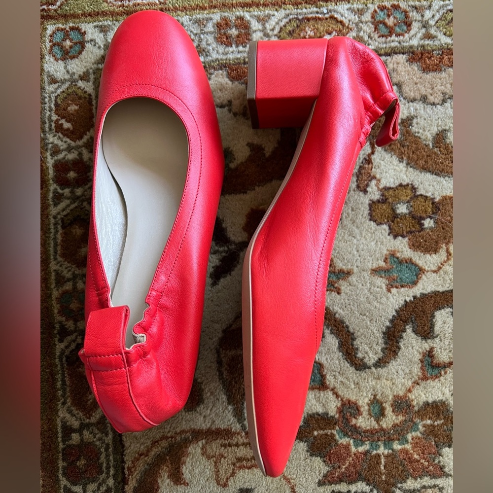 Everlane The Day Heel Ballet Pumps in Coral Red